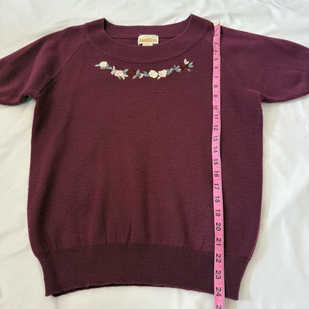 Vintage Jantzen Purple Floral Short Sleeve Sweater Top Grandma Embroidered Wool - Picture 6 of 6